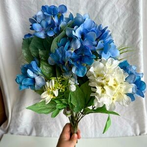 Artificial Blue and White Hydrangea Bouquet Elegant Floral Arrangement for Home